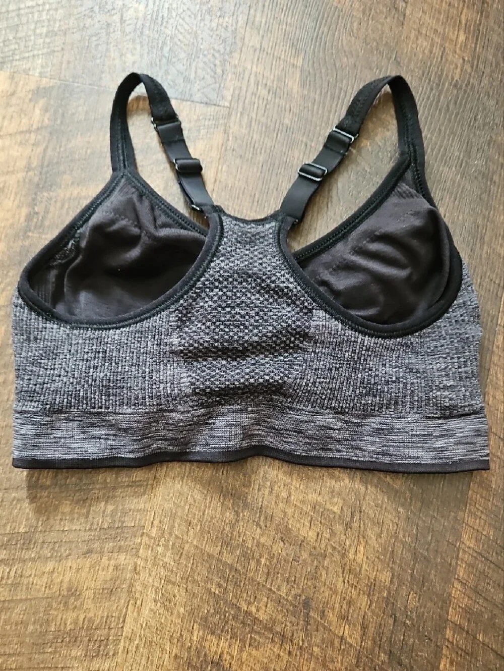 Old Navy Active Go-Dry Light Support Wireless Sports Bra in heather gray